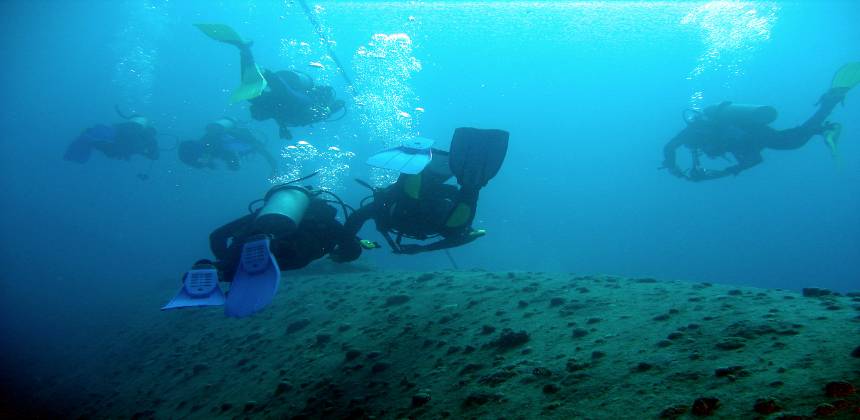 Wreck Diver Hurghada | Egypt Divers Diving Center Hurghada